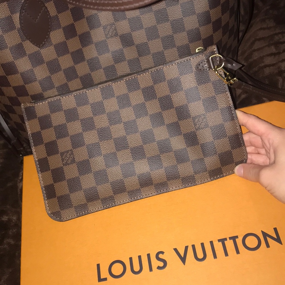Louis Vuitton Damier Ebene wristlet